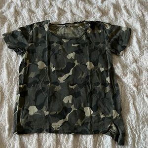 camo t-shirt